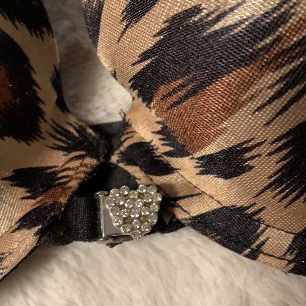 34D Victoria’s Secret Sexy Little Things vintage 2006 leopard cheetah print bra - Picture 2 of 4